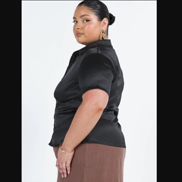 Princess Polly Bessie Black Satin Button Front Collared Blouse Plus Size 16 - Picture 4 of 12